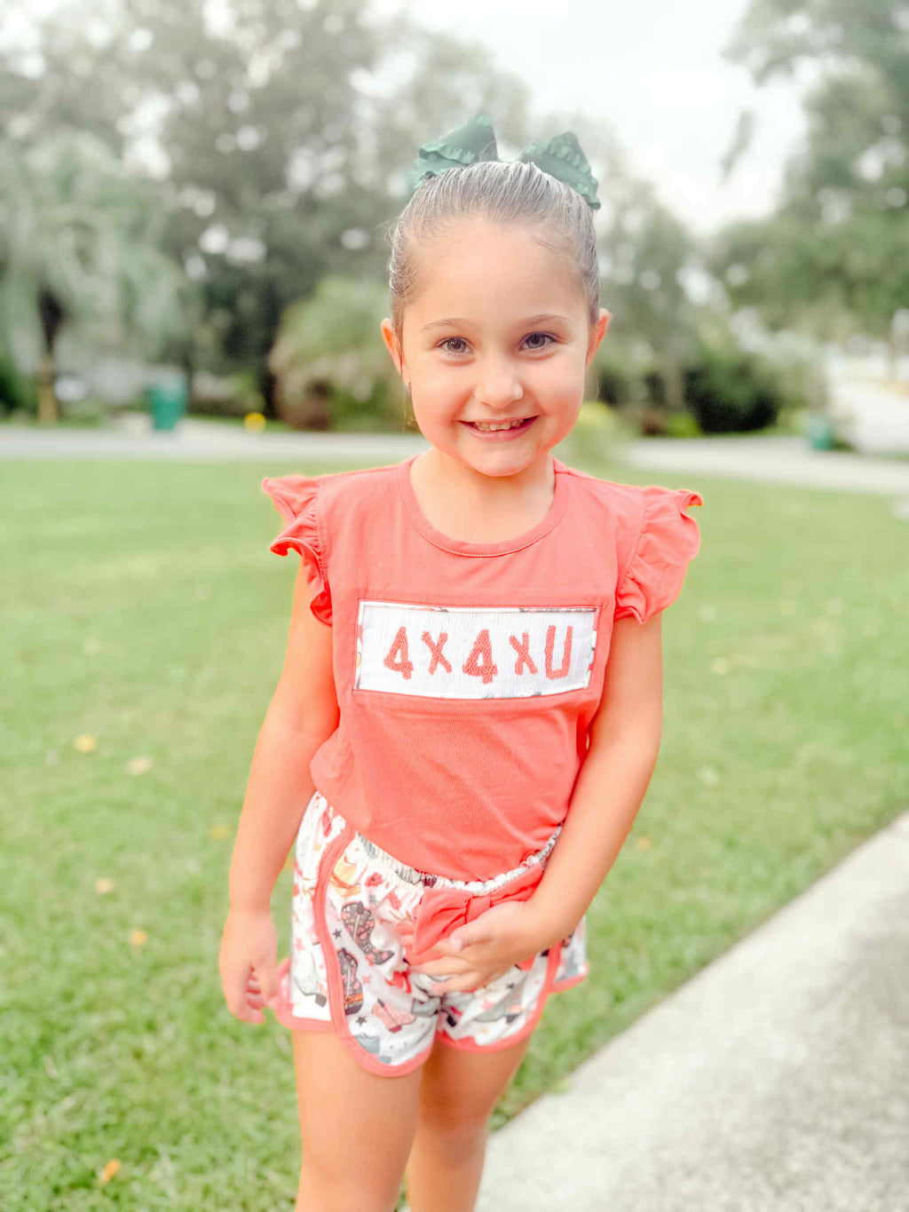 Hand Smocked 4X4XU Short Set